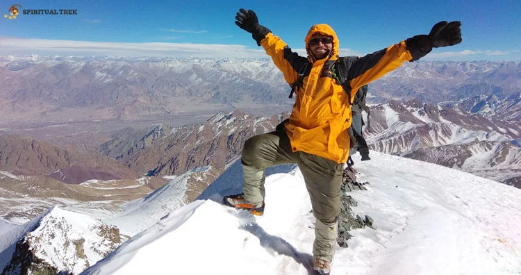 Stok Kangri Peak Climb